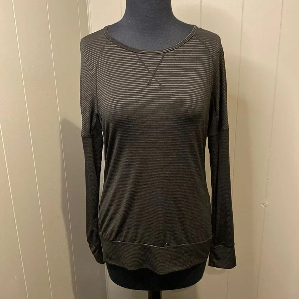 Lija Large Dry-Fit Long Sleeve T-Shirt Black Silver Stripes